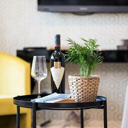 Apartment Elias Cluj Napoca Bagian luar foto
